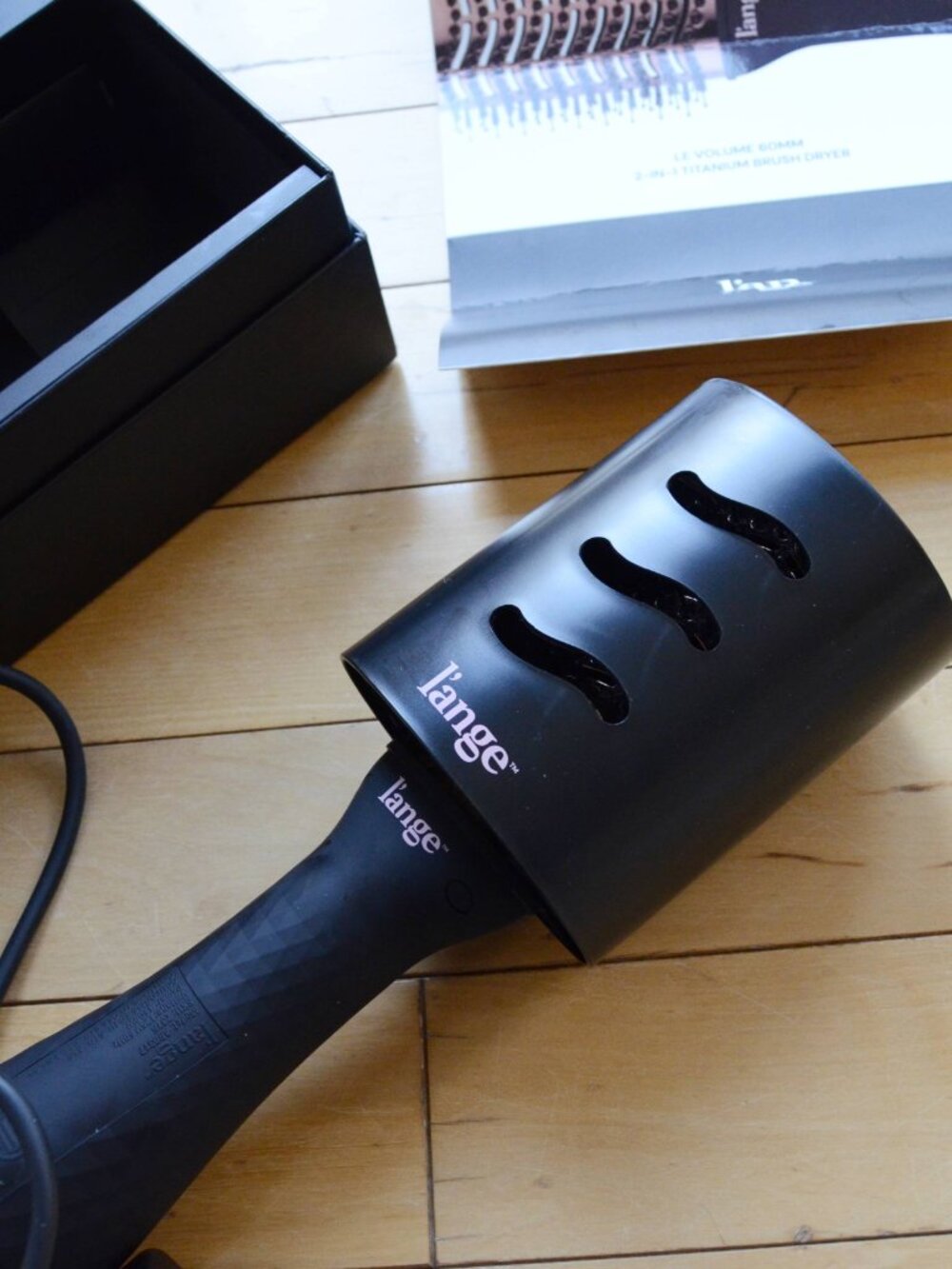 L'ANGE Le Volume 60MM 2-in-1 Titanium Brush Dryer Black - Picture 6 of 14